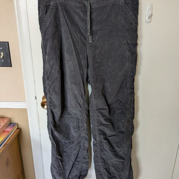 Bundle of Hollister corduroy wide leg or joggers style pants, sz med - Picture 6 of 9